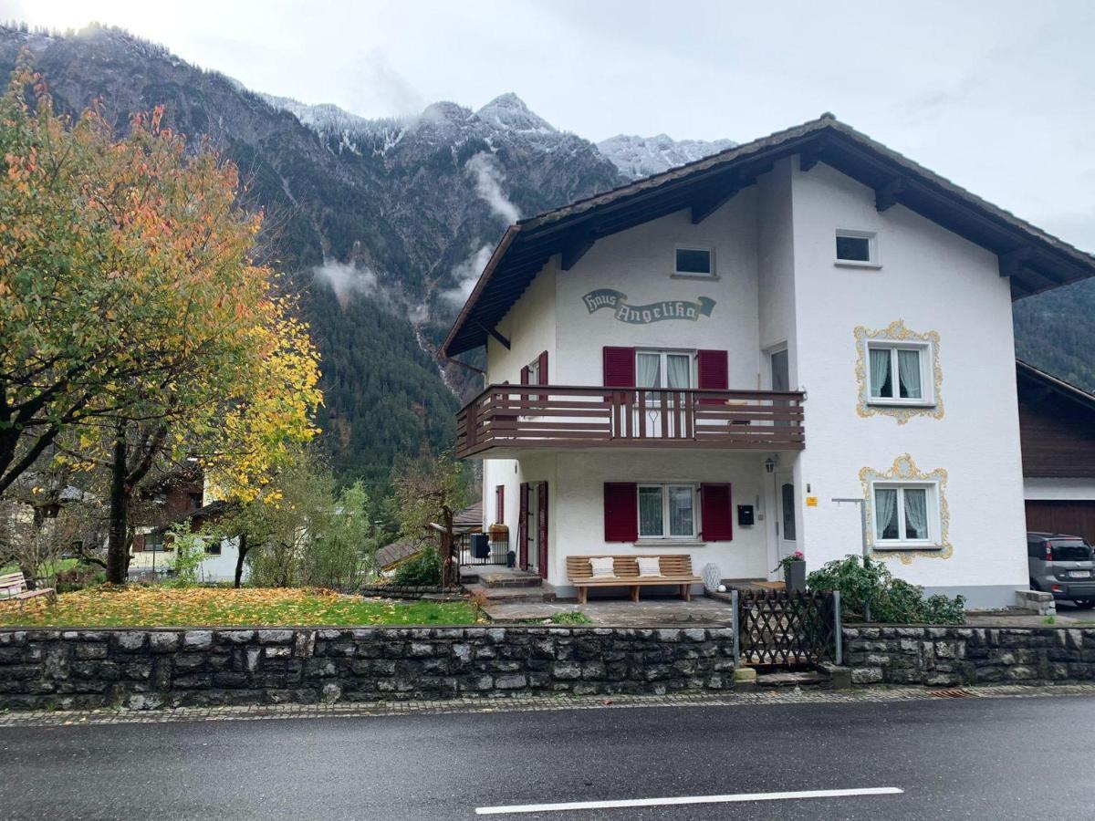 Ferienwohnung Haus Angelika Innerbraz Exterior foto